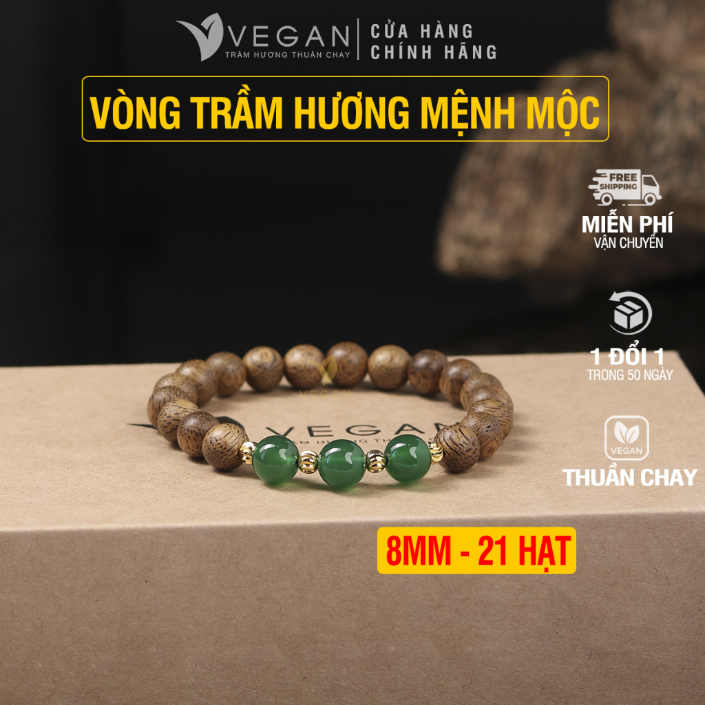 Vòng tay trầm hương thuần chay Vegan mix charm 3 đá xanh lá Mệnh Mộc 8mm