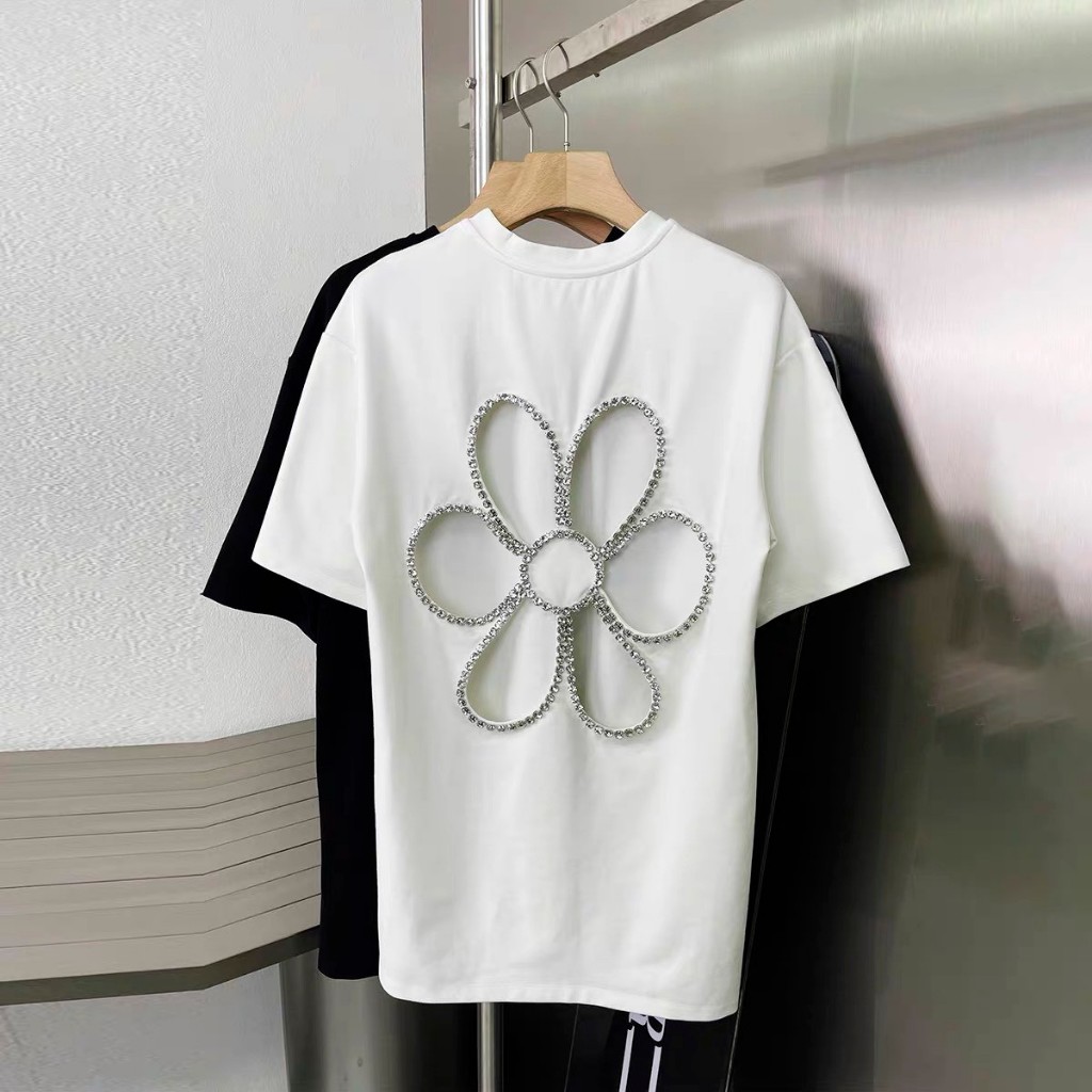 Áo Phông Tee Hoa Viền Đá Top