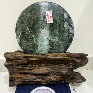 Đồng điếu đá thật đường kính 26 cm, nặng 6kg chân đế gỗ rừng tự nhiên