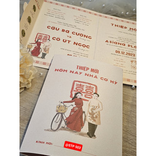Thiệp Cưới Giấy Ánh Kim Thơm Và Óng Ánh