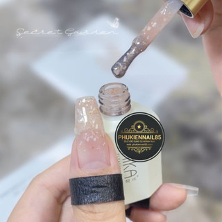 Sơn gel xà cừ dạng chai
