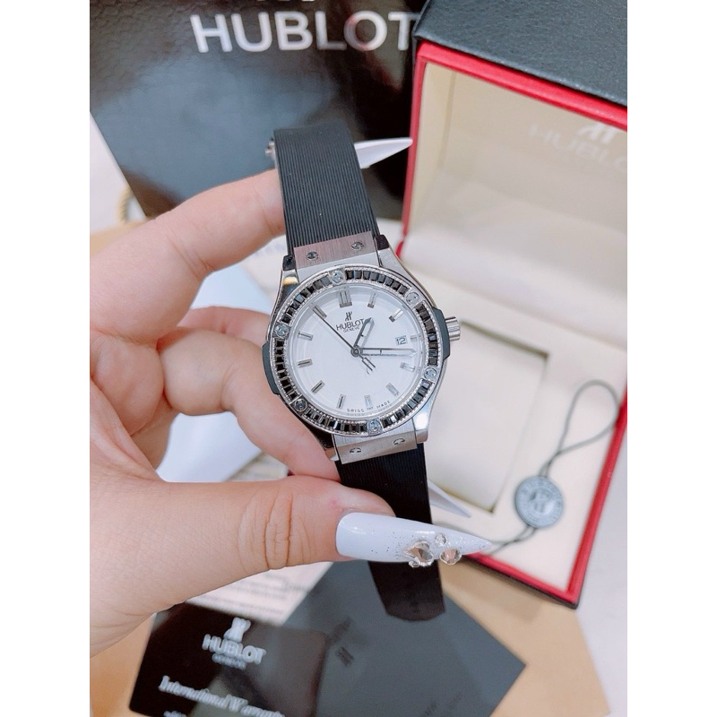 Đồng hồ HUBLOT