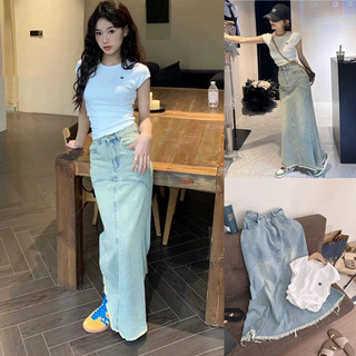 SET ÁO THUN TRẮNG CỔ TRÒN CHÂN VÁY MIDI JEAN KÈM NỊT 🍂