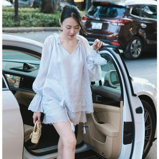 Set đồ nữ áo dài tay cổ V tua rua dây hoa kèm quần đùi sang chảnh, set áo dài tay loe kèm quần short XANH TỰ MAY