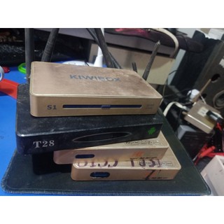 đầu  tivi box andoi box (đầu cũ chạy tốt)
