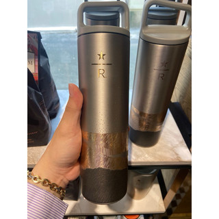 Mẫu Ly và Bình giới hạn Starbucks Reserve Việt Nam