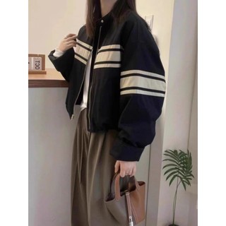 Áo khoác dù croptop form rộng