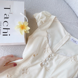 ĐẦM NUDE CỔ TIM NÚT BỌC