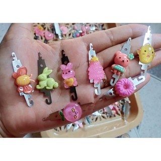 Xỏ chỉ đủ mẫu
