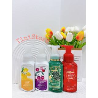 Nước rửa tay tạo bọt Bath and Body Works sạch khuẩn khử mùi lưu hương - BBW Hand Soaps 295mL