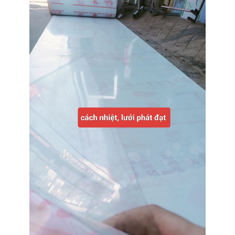 Tôn nhựa poly khổ cao 1m22 x dày 1,8 ly tôn nhựa poly lấy sáng trong suốt dùng để làm mái, vách ngăn