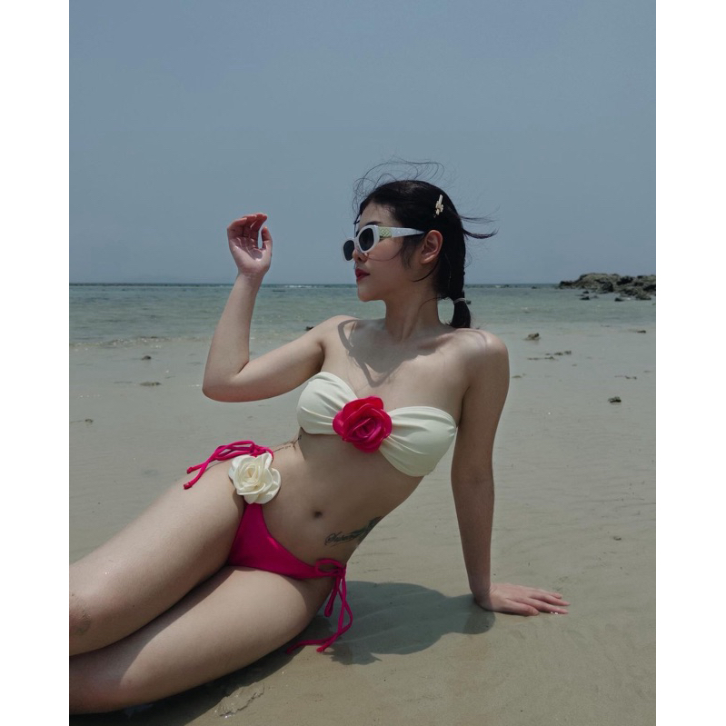 ✨HOẢ TỐC Set Trắng đen - Luminous - Set bikini hai mảnh áo quây quần cột dây đính hoa đi bơi, đi biển du lịch✨ | BigBuy360 - bigbuy360.vn