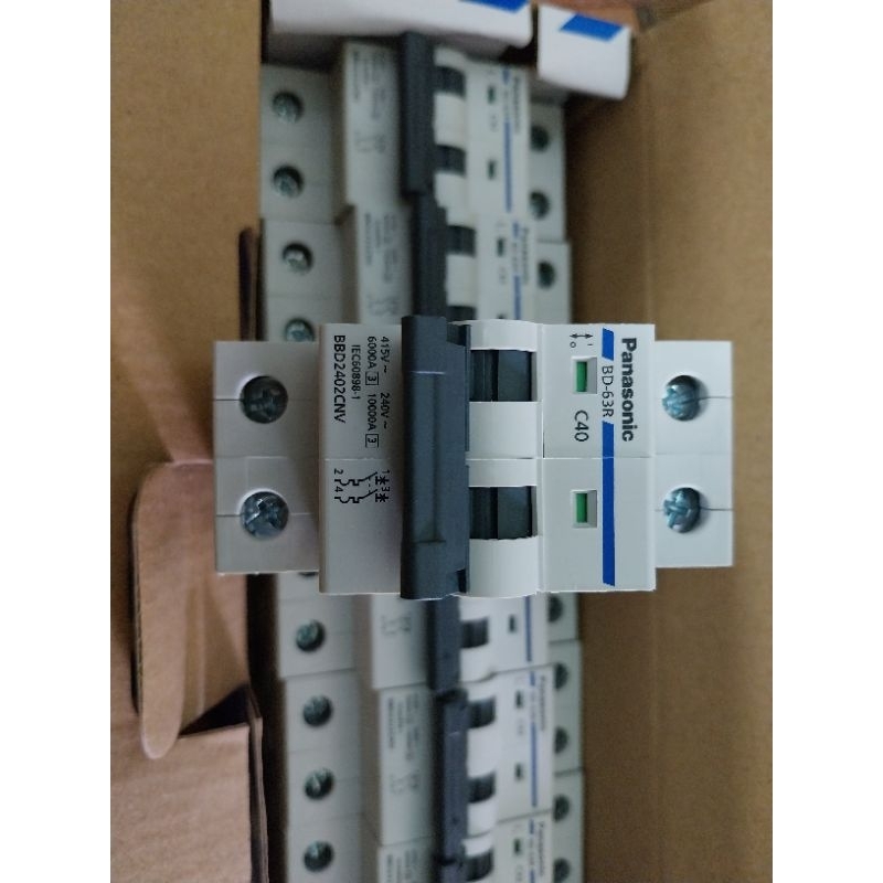 MCB 2P ( 16A-63A) panasonic chính hãng.
