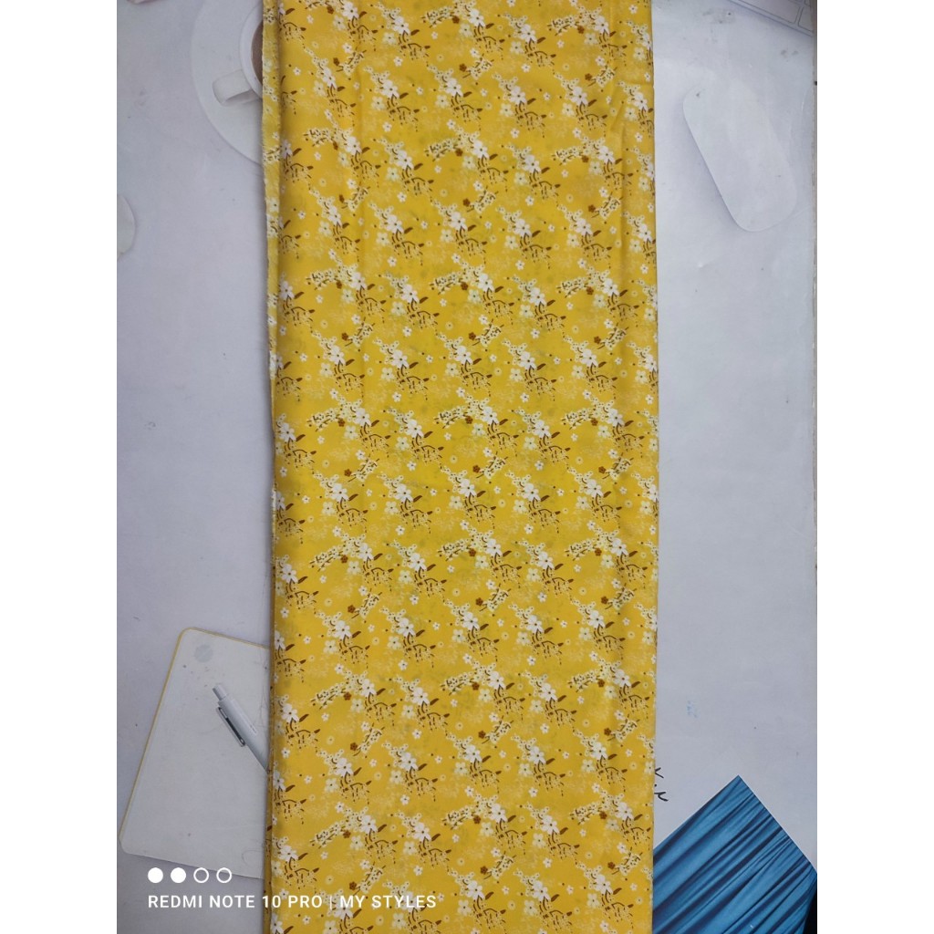 [HCM]2m Vải lụa lạnh hoạ tiết hoa nhí (2) - lụa Mango chính phẩm