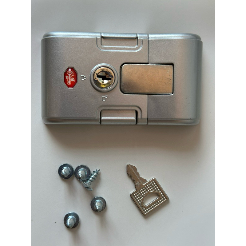 Khoá vali 79x45 màu bạc, khoá mở