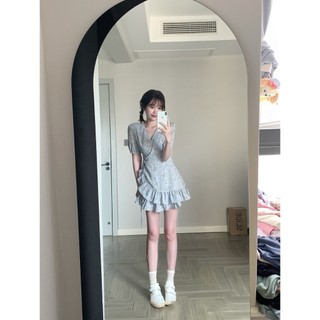 Váy hoa nhí cổ chéo