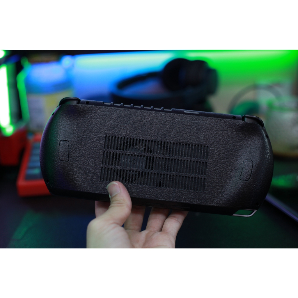 Skin dán GPD Win 4 mẫu vân da màu đen (Film 3M, có custom theo yêu cầu, đã cắt sẵn chi tiết)