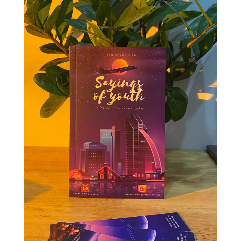 Sách Song Ngữ Sayings Of Youth - Lời Nói Của Thanh Xuân