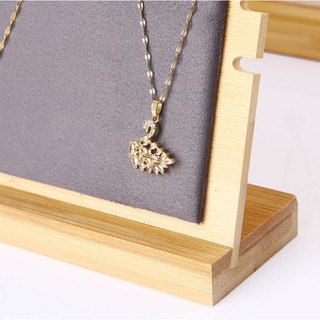 Kệ trưng dây chuyền gỗ decor cho shop phụ kiện Rubyhouse68