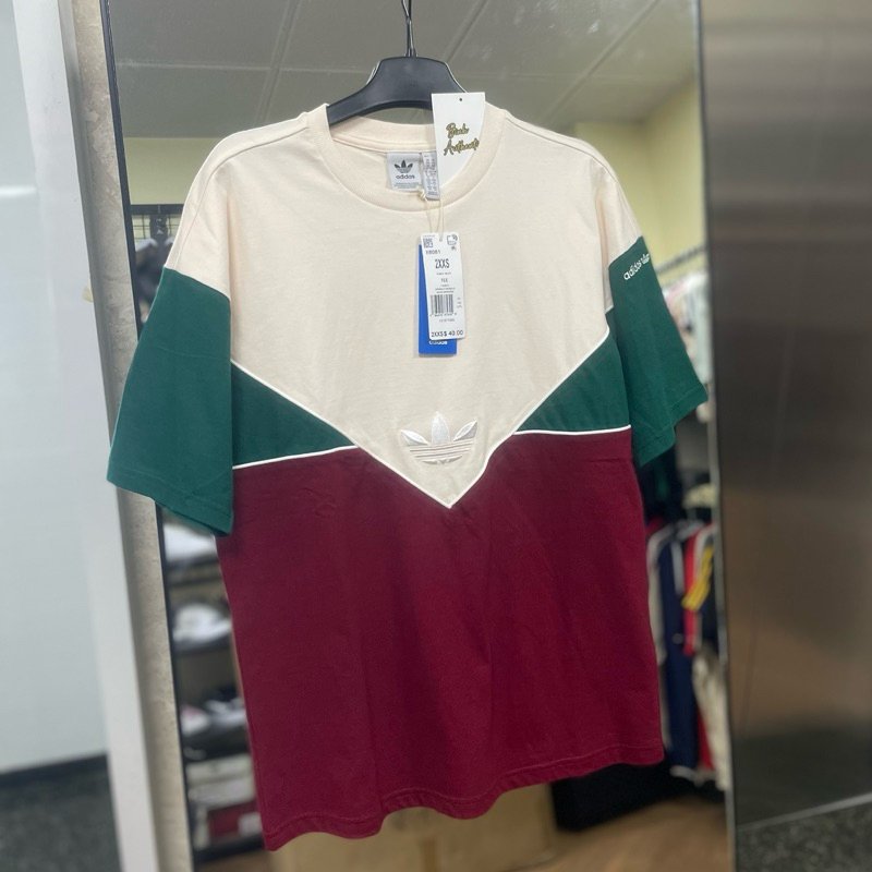 Chính Hãng Áo Thun Adidas Adicolor Seasonal Archive Kem Đỏ Xanh II8081 shop Binh Authentic VN