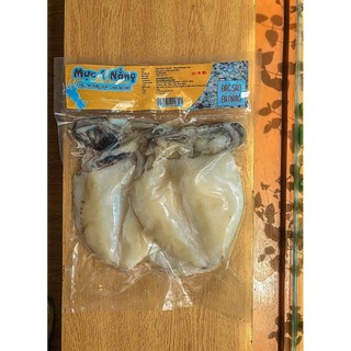 Mực 1 nắng LanGift đặc sản Đà Nẵng loại Vip (HÀNG TƯƠI CHỈ GIAO TẠI ĐÀ NẴNG)