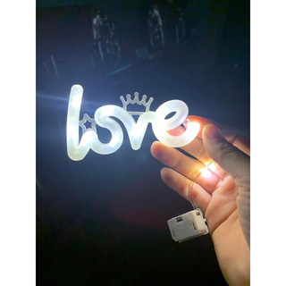 Đèn led, đèn chữ love trang trí hoa