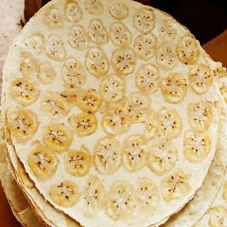 Bánh phồng chuối sơn đốc- đặc sản bến tre