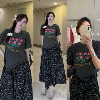 Petbychang - Set áo phông và chân váy hoa nhí dáng dài midi