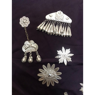 Phụ Kiện Miêu Cương