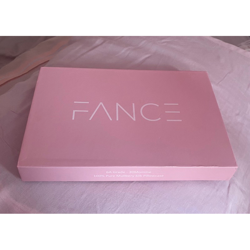 Hộp đựng (quà) lịch sự tinh tế của  FANCE (tơ tằm thượng hạng)