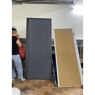 vách tổ ong shinhan cửa nhỏ cửa sổ