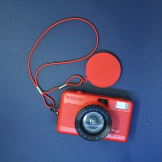 Máy ảnh film Lomography Fisheye One màu đỏ