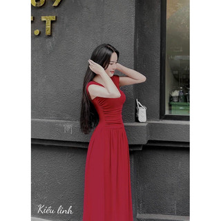 Đầm dài cổ vuông nhún eo