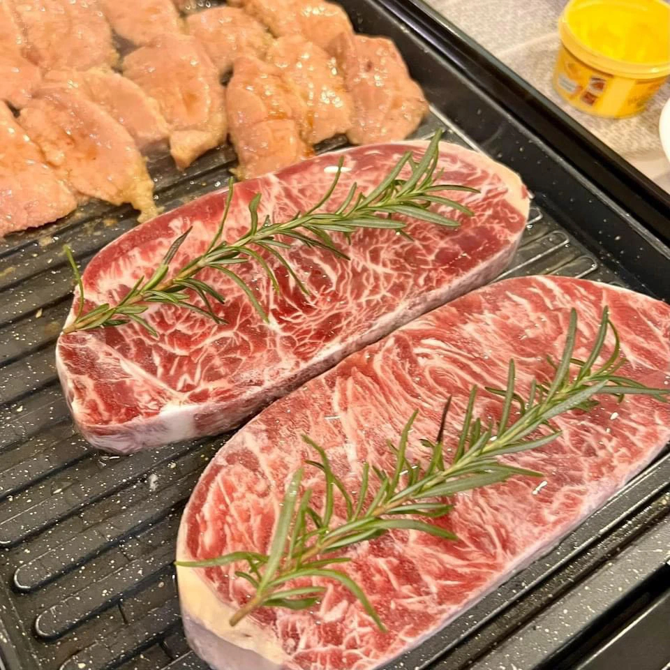 [Hỏa tốc tại HN]  Set Steak, Bít Tết Thăn Ngoại Bò Aukobe (STRIPLOIN) - Bò Nướng Tảng - Boti Farm Chuẩn Nhà hàng Âu