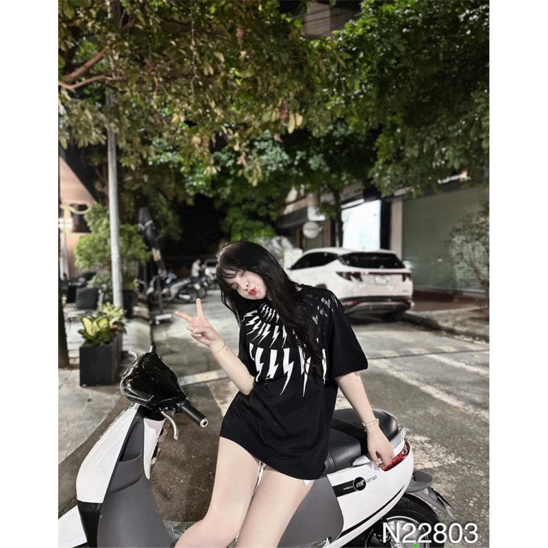 Bộ Đồ Nam Nữ Tia Sét Hotrend Neil Barrett, Bộ Áo Thun Quần Gio Hot Màu Hè Chất Cotton Siêu Thoáng Mat, Bộ Đồ Hè Chất