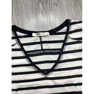 Áo thun AZUL xuất Nhật (size S) phom nhỏ