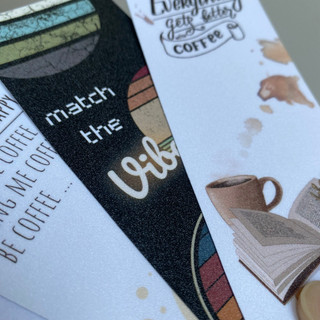 [PRUE CORNER] Set 4 Bookmark màng kim tuyến lấp lánh - Thẻ đánh dấu sách có cán màng kim tuyến cát