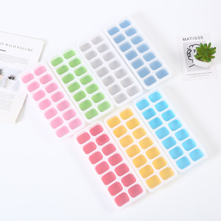 Khay làm đá silicon có nắp đậy