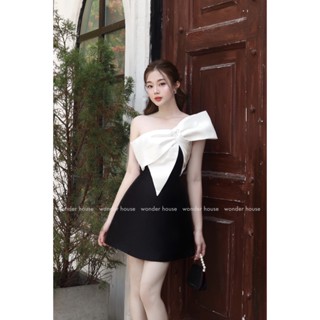 Wonderhouse Ribi Dress Đầm thiết kế trễ vai phối nơ chất vải dày dặn đứng form dự tiệc, dạo phố sang chảnh