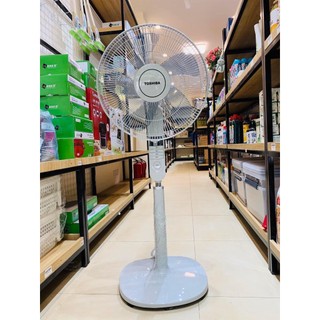 Quạt Cây Đứng Toshiba LSA20-H