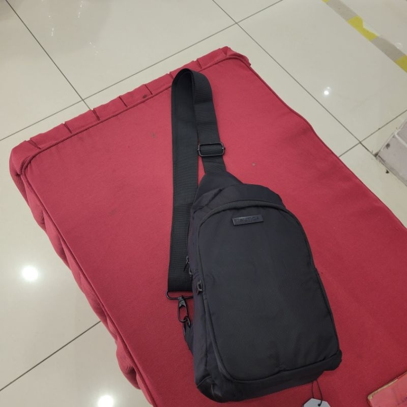 Túi đeo chéo, đeo ngực ,belt bag  Nautica Malaysia