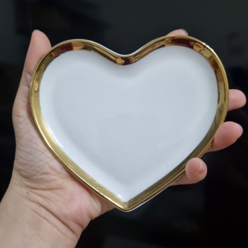 Đĩa tim viền vàng đậm cao cấp 12cm