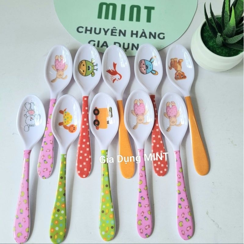 Combo 10 cái muỗng nhựa ăn dặm cho bé dễ thương xinh xắn tiện lợi