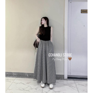 SET ÁO ĐEN XN MIX QUẦN SUÔNG KẺ