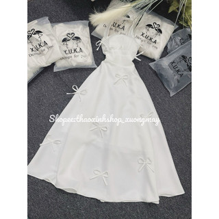 đầm cổ yếm cup ngực đính nơ
