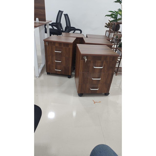 Hộc tủ di động 3 ngăn có khoá .