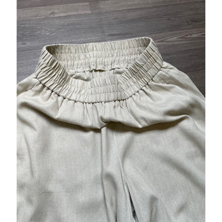 Quần short linen lưng thun