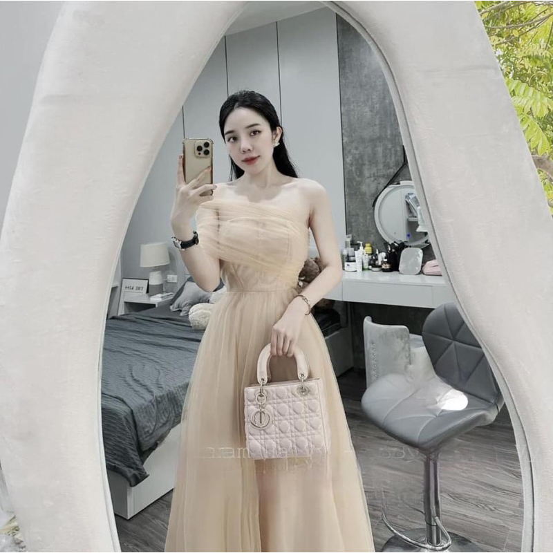 váy voan lệch vai