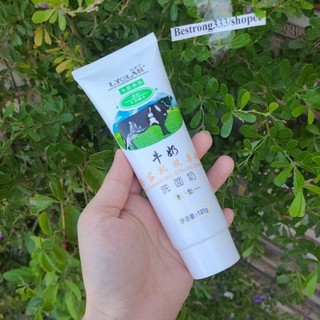Sữa rửa mặt bò Lyolan 120g