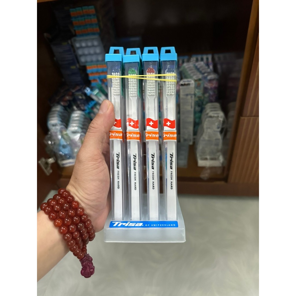 BÀN CHẢI TRISA LOẠI CỨNG